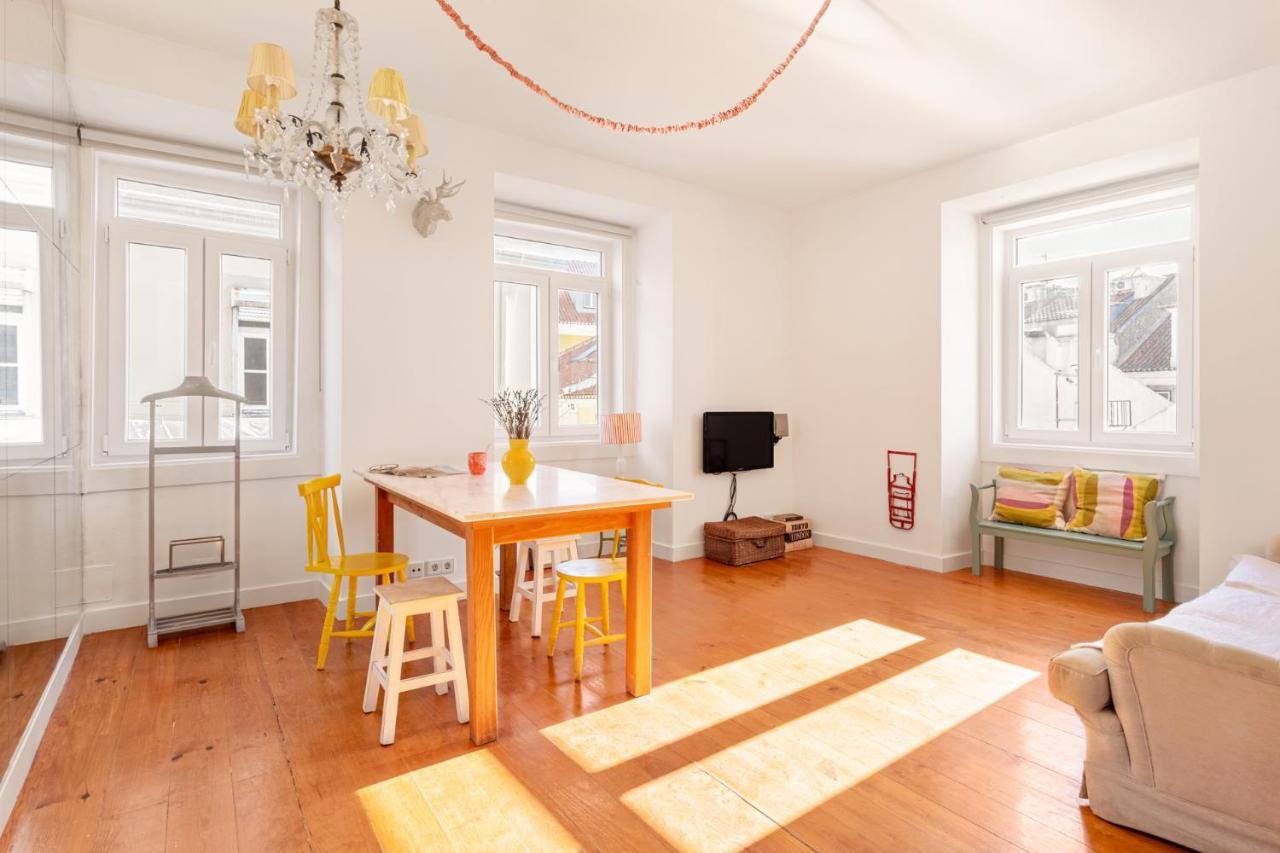Joivy Chic 2Br Apt In Bairro Alto, 2Mins To Sao Pedro De Alcantara Viewpoint Lisboa 外观 照片