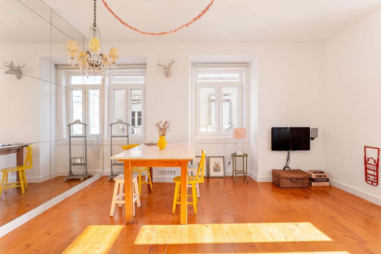 Joivy Chic 2Br Apt In Bairro Alto, 2Mins To Sao Pedro De Alcantara Viewpoint Lisboa 外观 照片